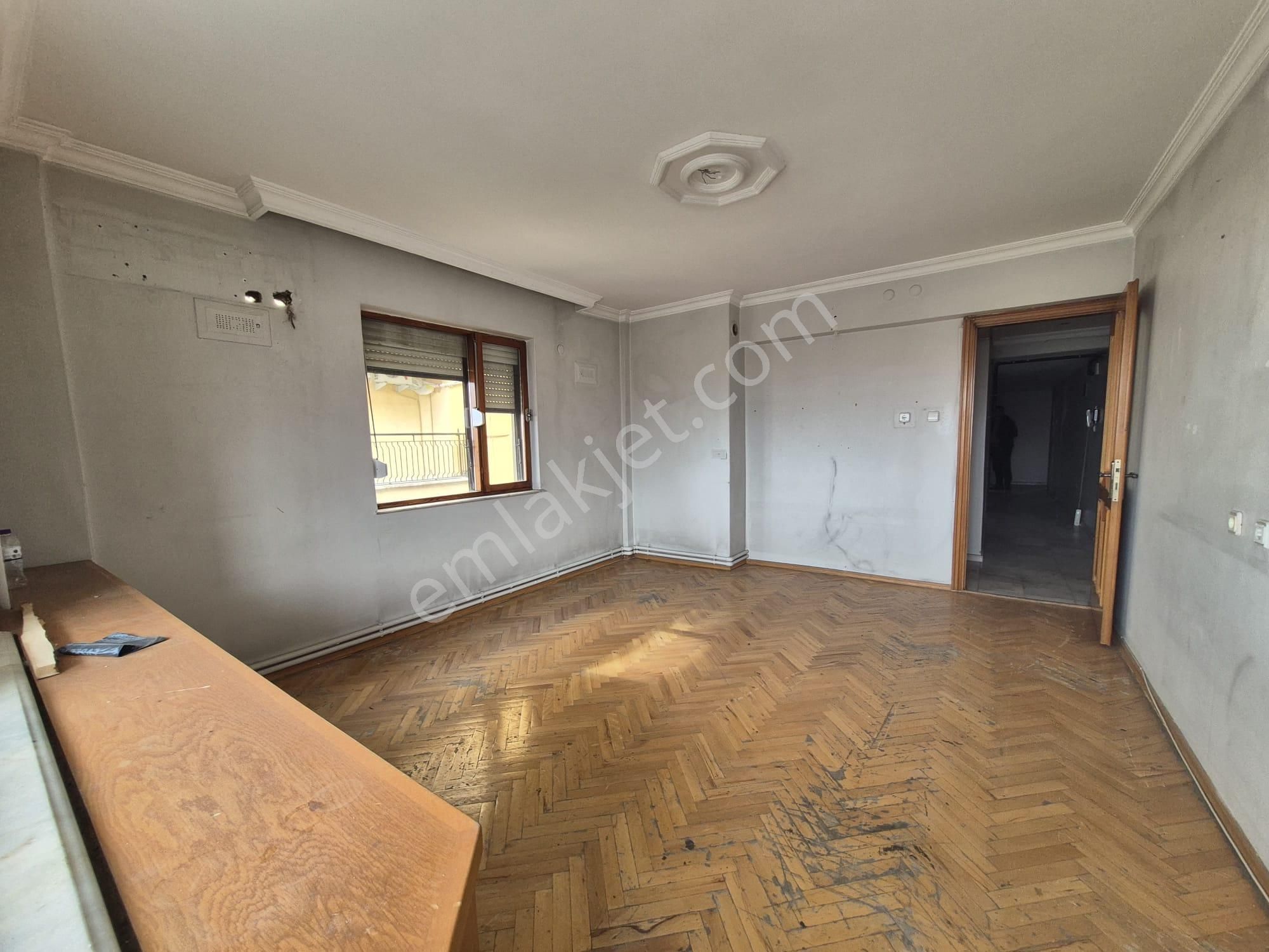 Myra Dan Saltak Caddesi Nde Satılık 4+1 Ara Kat Daire - Görsel 16