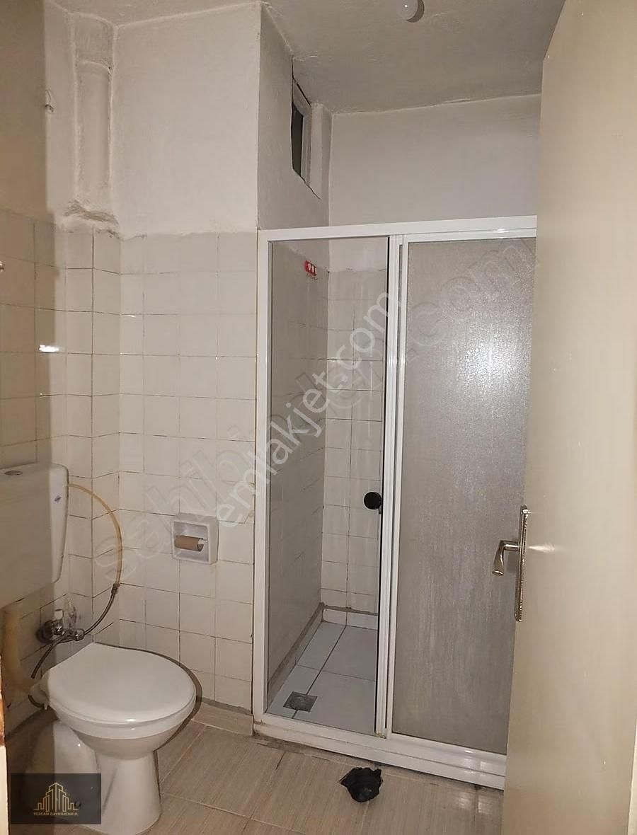 Tezcan'dan Şehitler Camii Yakını Tramway Cephe Bakımlı 2+1 Daire - Görsel 3