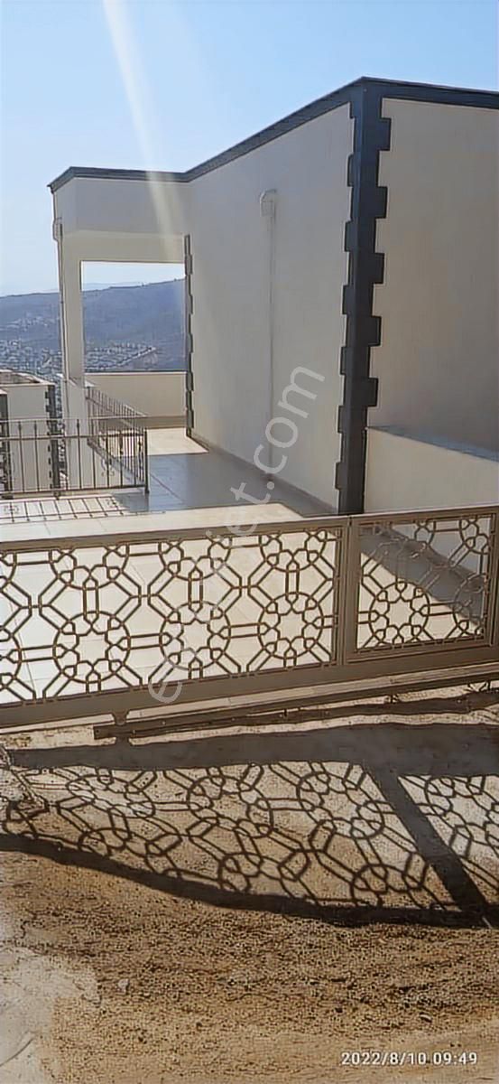 Gündoğan'da Deniz Manzaralı Eşyalı Kiralık 2+1 - Görsel 10