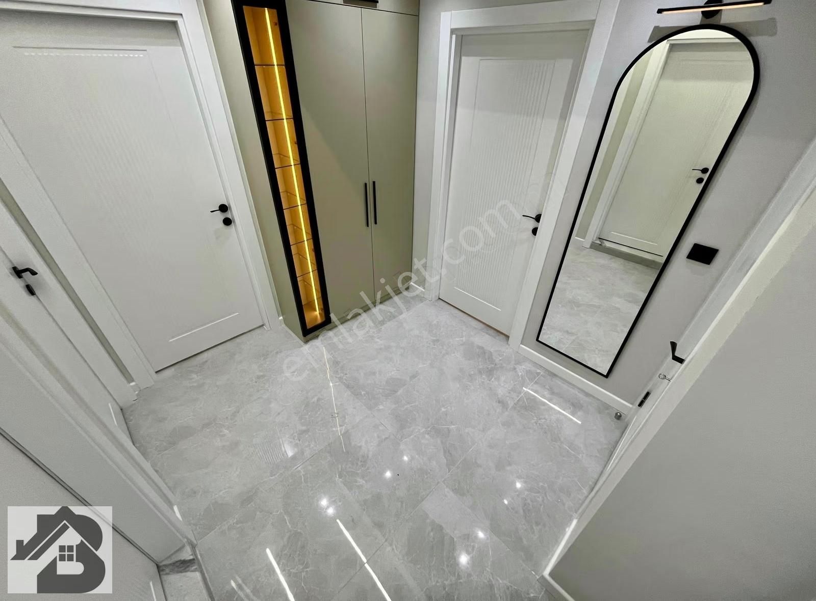 ⫸akçay Best Emlaktan⫷merkezde Denize 150 M. İçi Lüx Yapılı 2+1 - Görsel 2