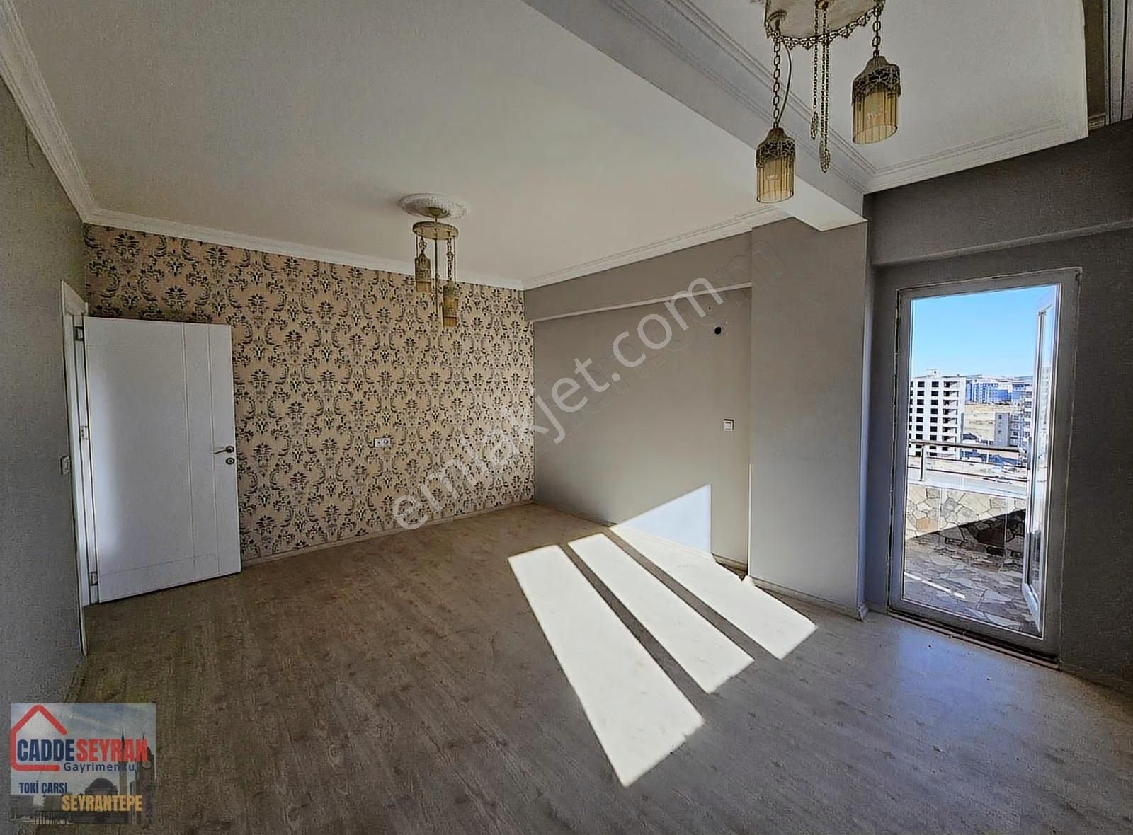 Cadde Seyran'dan Kiralık 2+1 Arakat 100m2 Merkezi Konumda - Görsel 2