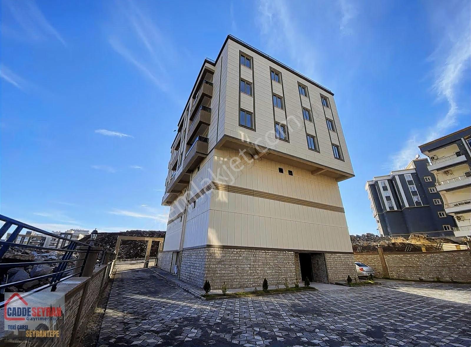 Cadde Seyran'dan Satılık 2+1 Amerikan Mutfaklı - Görsel 16