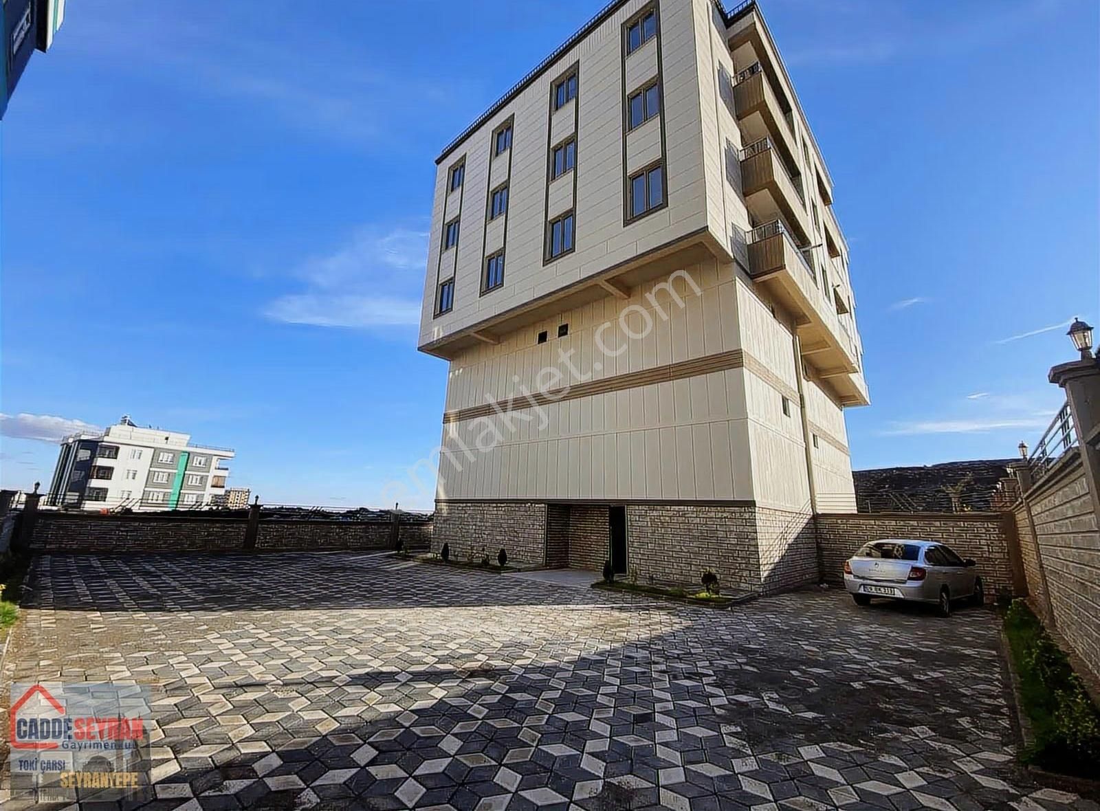 Cadde Seyran'dan Satılık 2+1 Amerikan Mutfaklı - Görsel 4