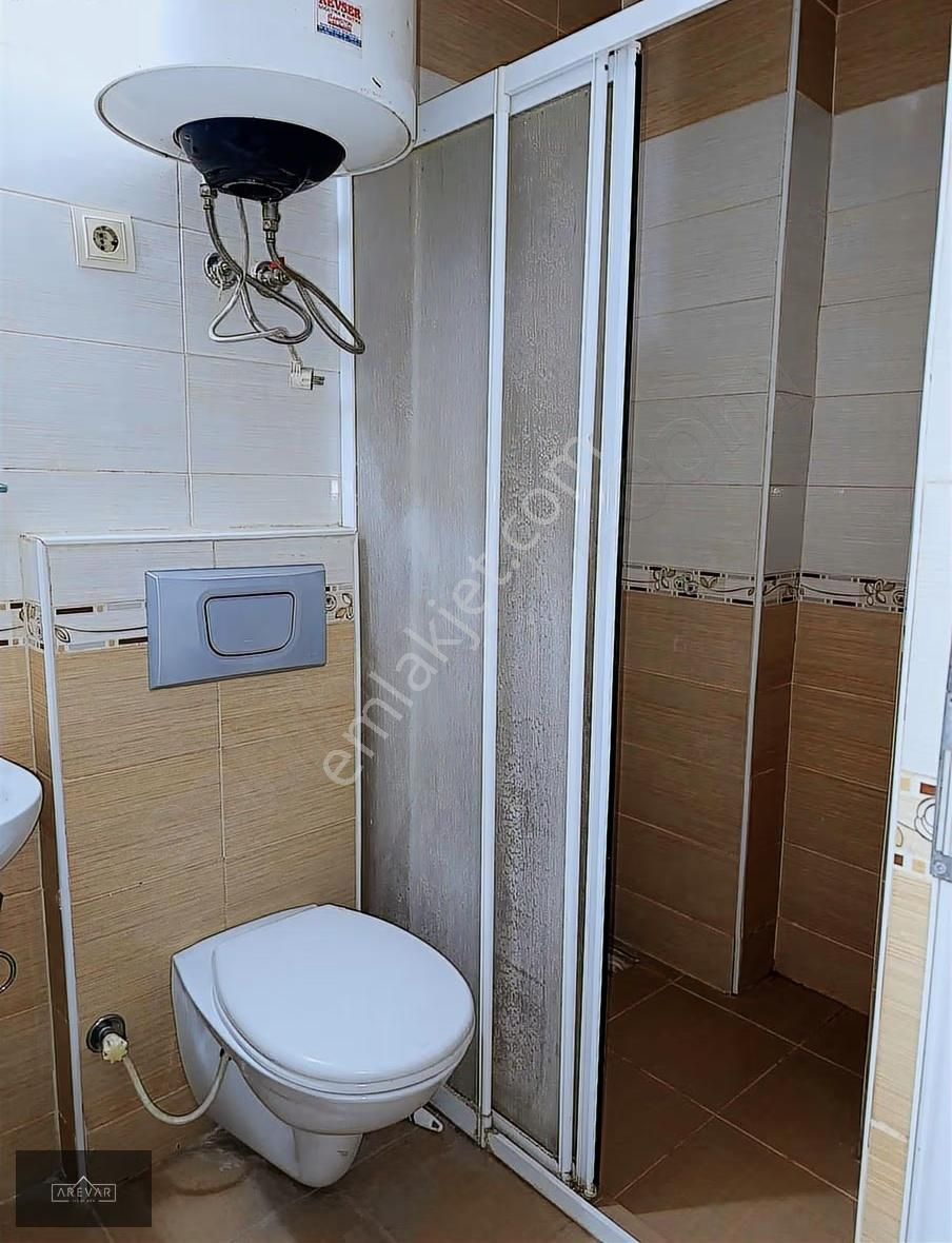 Üniversite Karşısı Güvenlikli Sitede Satılık Stüdyo Daire - Görsel 4