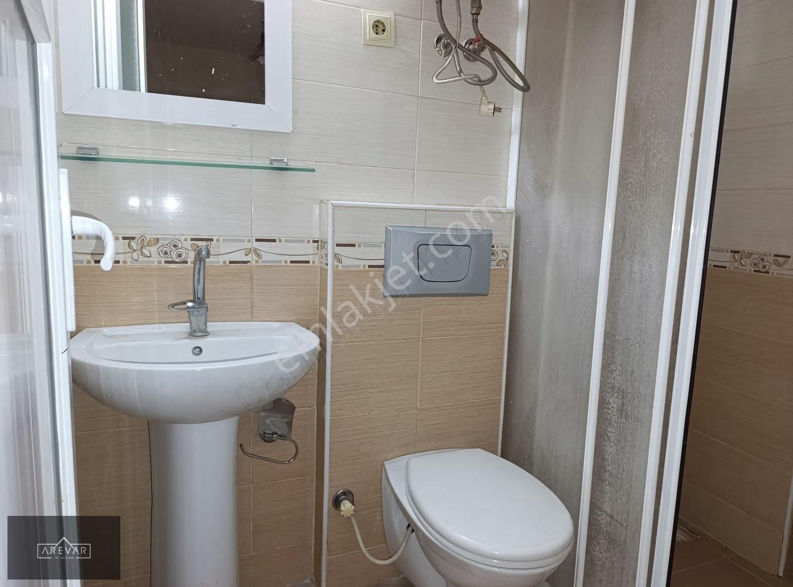 Üniversite Karşısı Güvenlikli Sitede Satılık Stüdyo Daire - Görsel 13