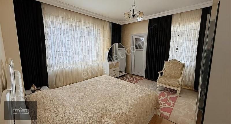 Osmangazi Mahallesi Bakımlı Geniş 3+1 Satılık Daire - Görsel 19