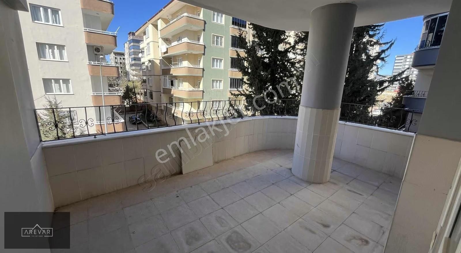 Batıkentte 260 M2 2.kat 4+1 Bakımlı Daire - Görsel 7