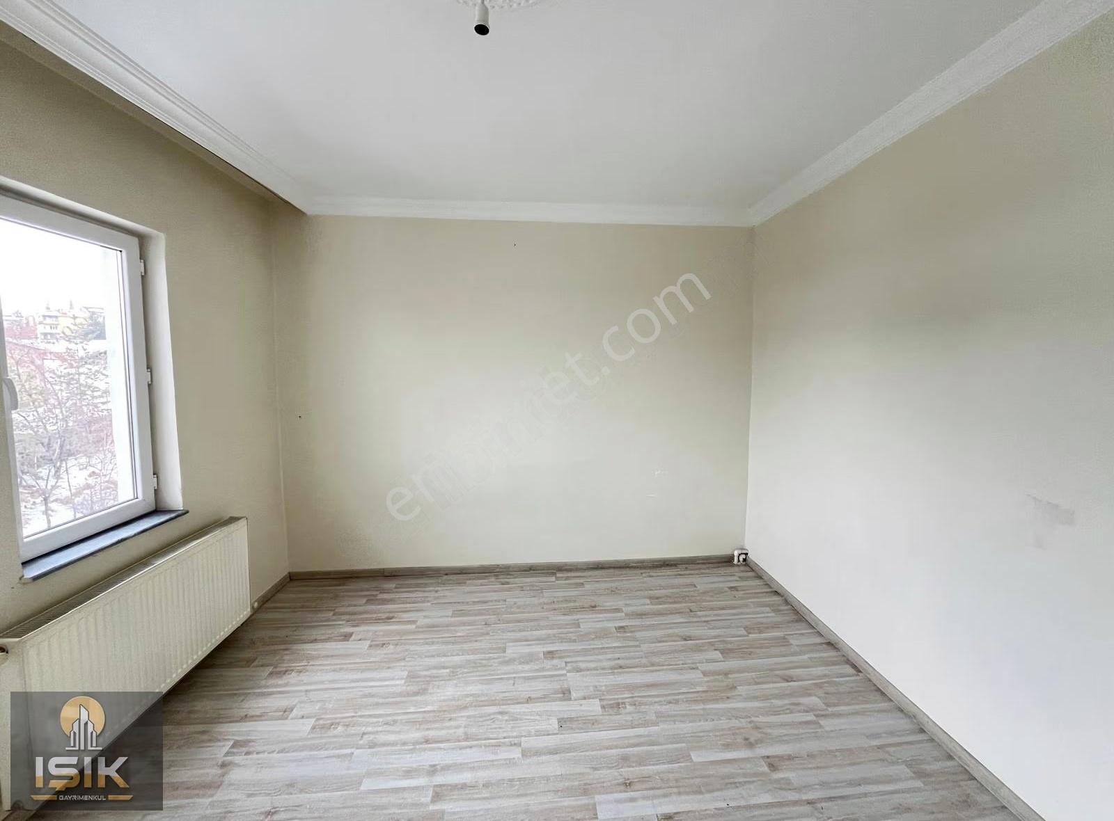 Işık Gayrimenkul'den Köşk Mahallesin'de 2+1 Satılık Daire - Görsel 8