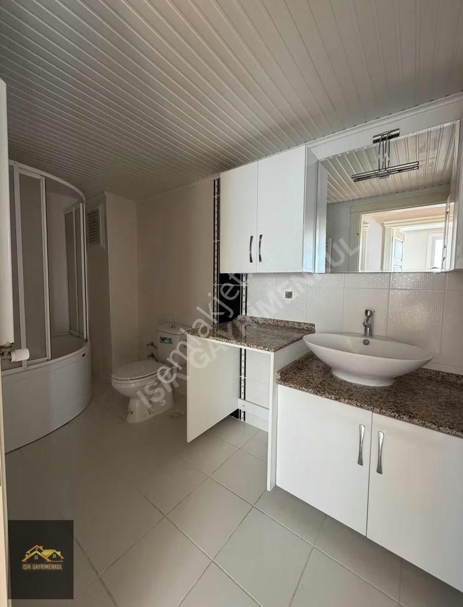 Işık Gayrimenkul'den Kiralık Gölet Mevkiinde Arakat 3+1 Daire - Görsel 5