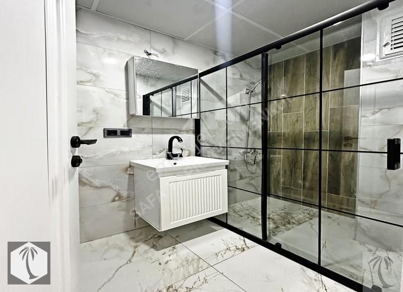 Beylikdüzü Safa'dan Havuzlu Site İçerisinde Lüx 4+2 Dublex Daire - Görsel 9