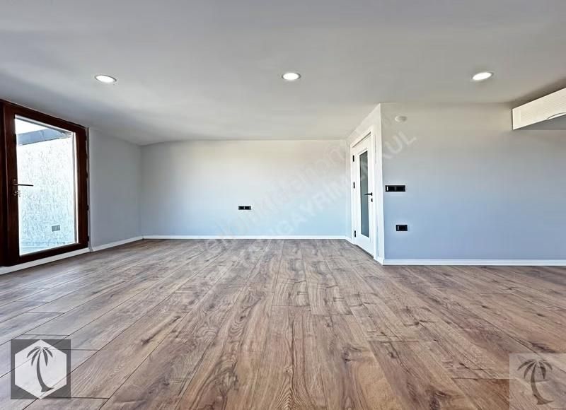 Beylikdüzü Safa'dan Havuzlu Site İçerisinde Lüx 4+2 Dublex Daire - Görsel 3