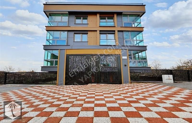 Beylikdüzü Safa Dan Kavaklıda Sıfır Ara Kat 3+1 Fırsatı