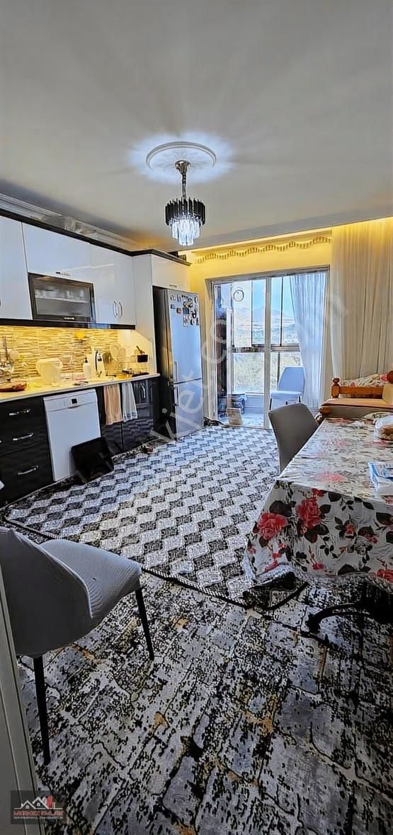 Gülveren'de Satılık 4+1 Dubleks Daire, 180m², Merkezi Konum - Görsel 17