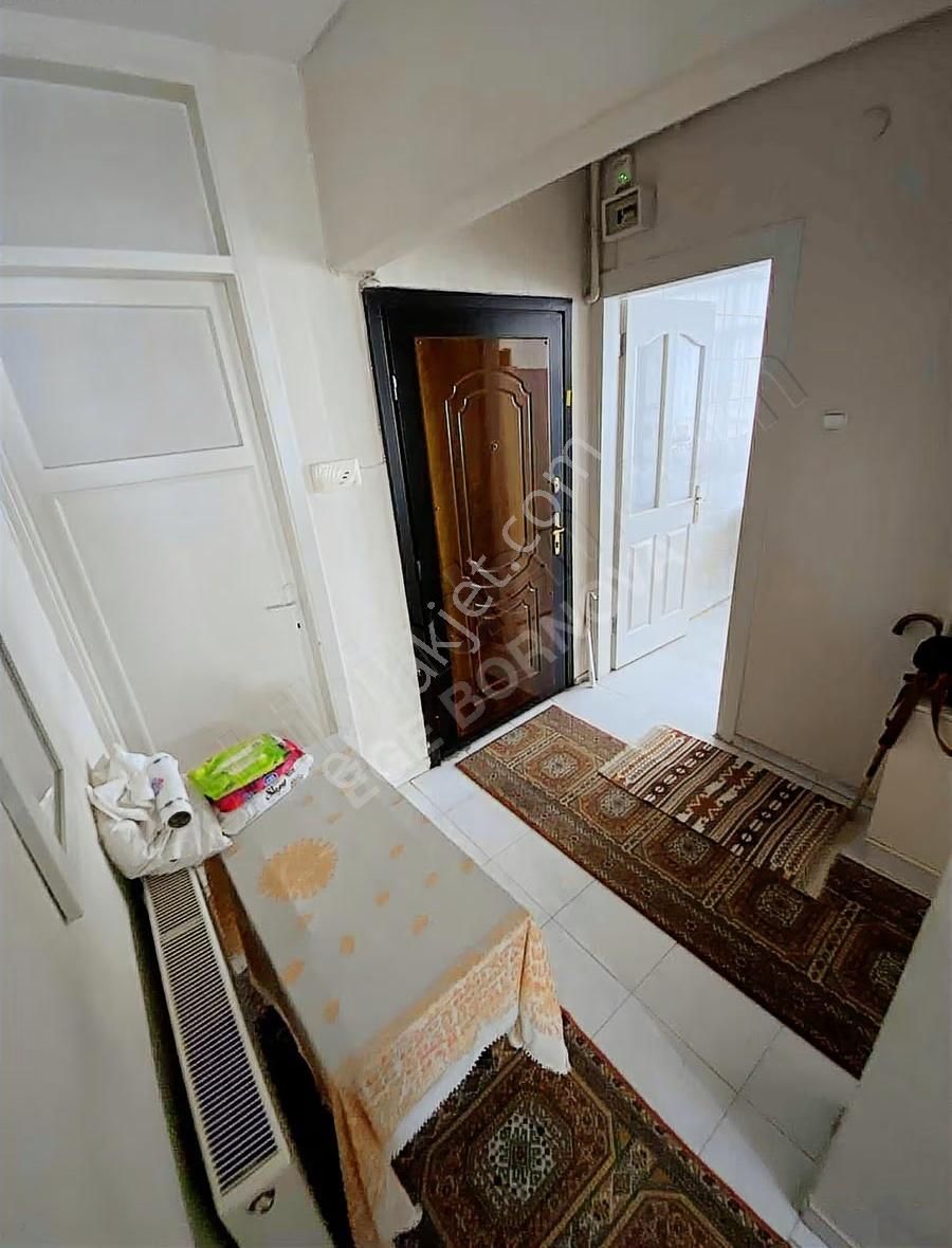 İzmirspor Metro Yakını Bakımlı, Full Eşyalı 2+1 Kiralık Daire - Görsel 23