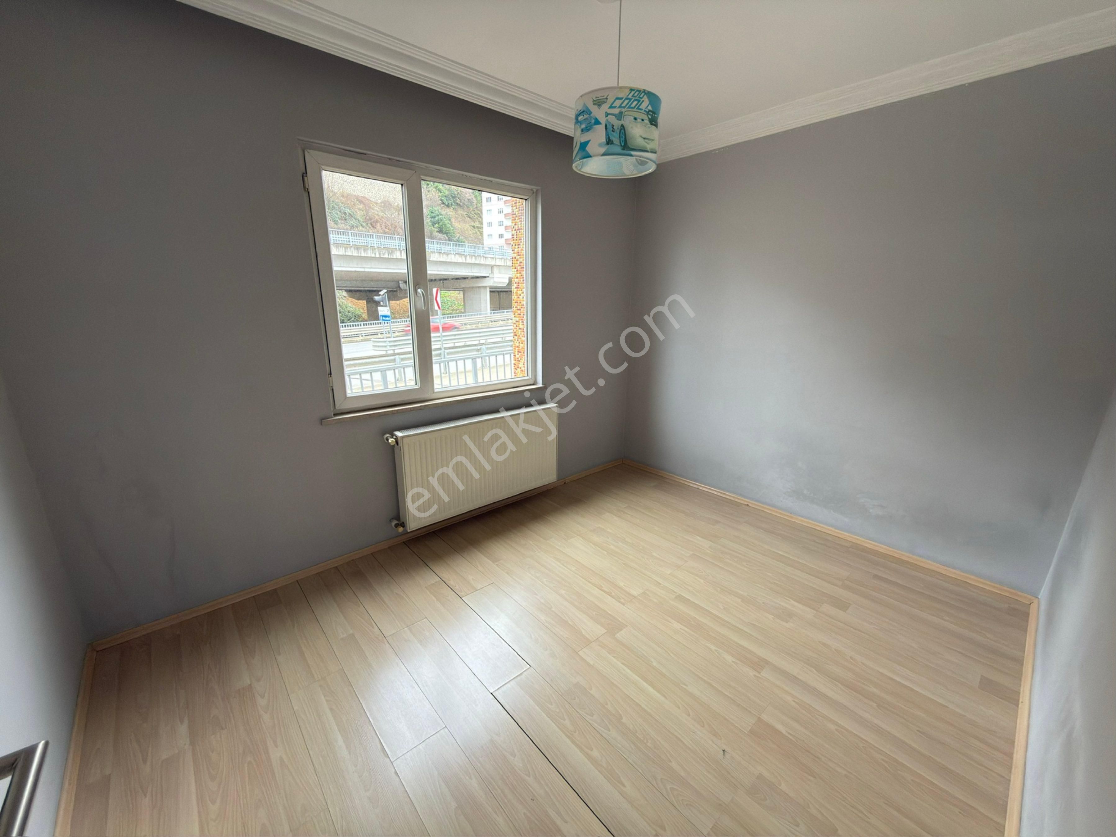 Trabzonda Manzaralı Daire - Görsel 16