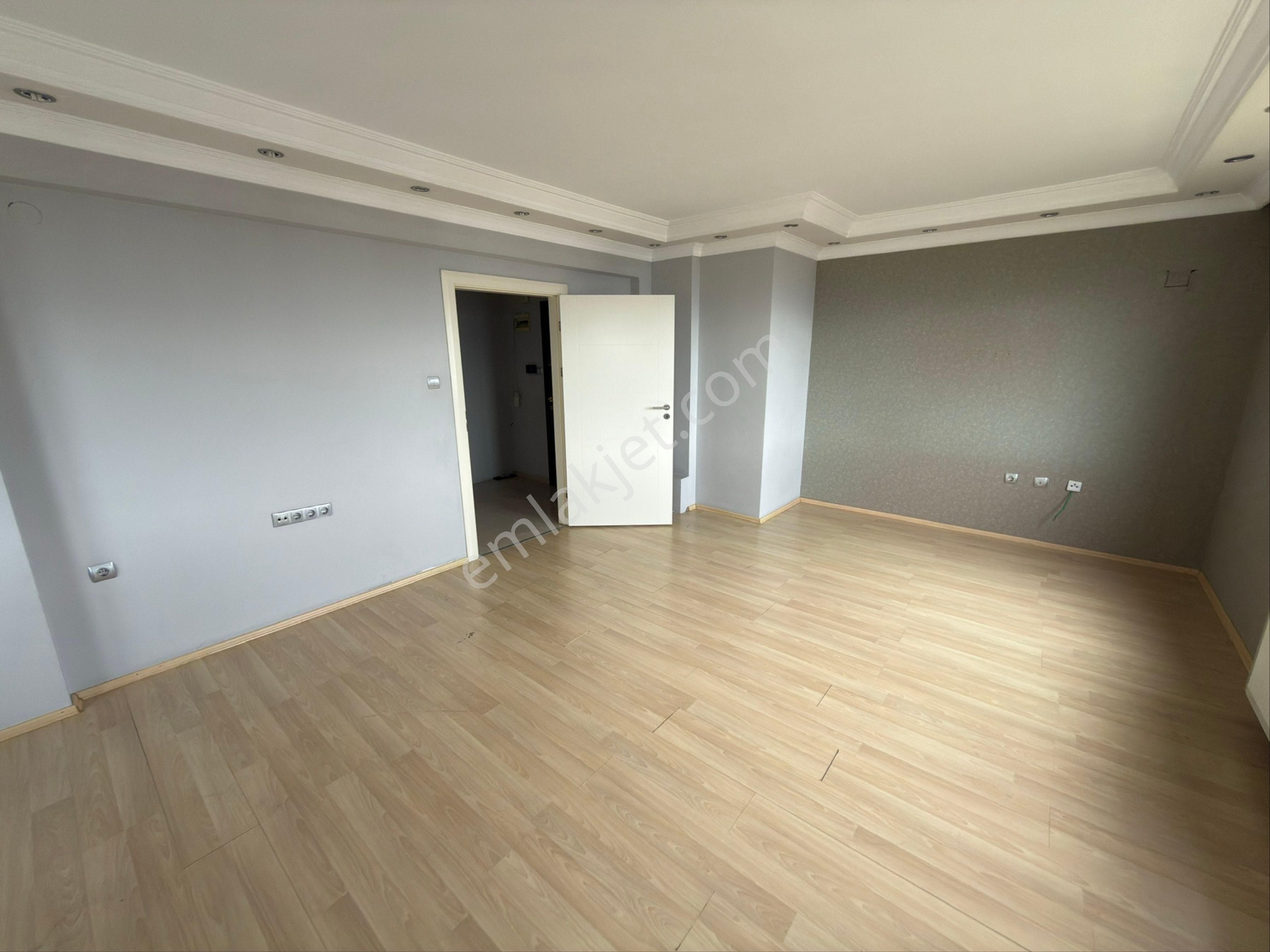 Trabzonda Manzaralı Daire - Görsel 9