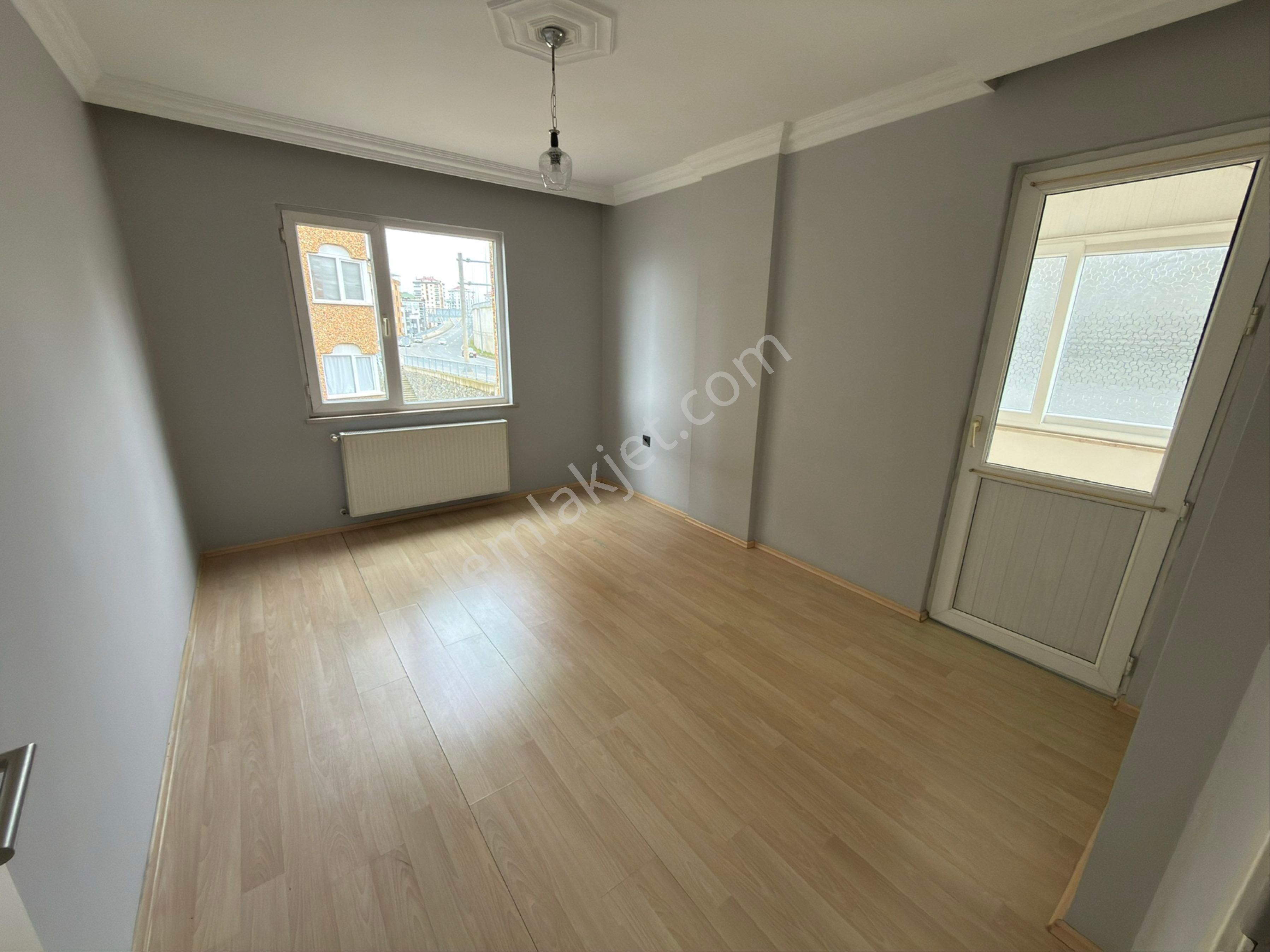 Trabzonda Manzaralı Daire - Görsel 15