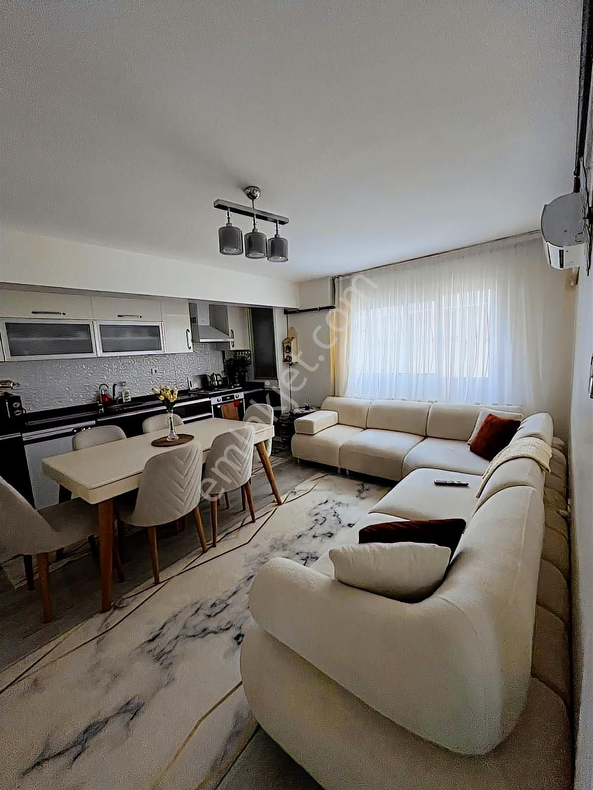 Buca Yiğitler 2+1 Satılık Daire