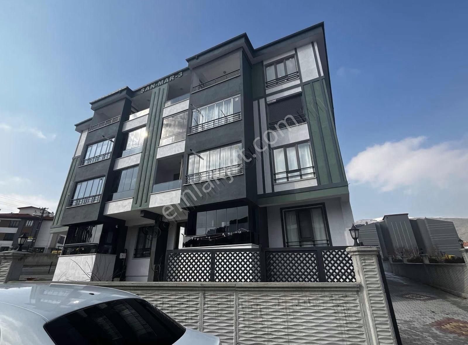 Hızla Gelişen Lokasyon,selahattin Eyyübi'de 3,5+1 Daire - Görsel 2