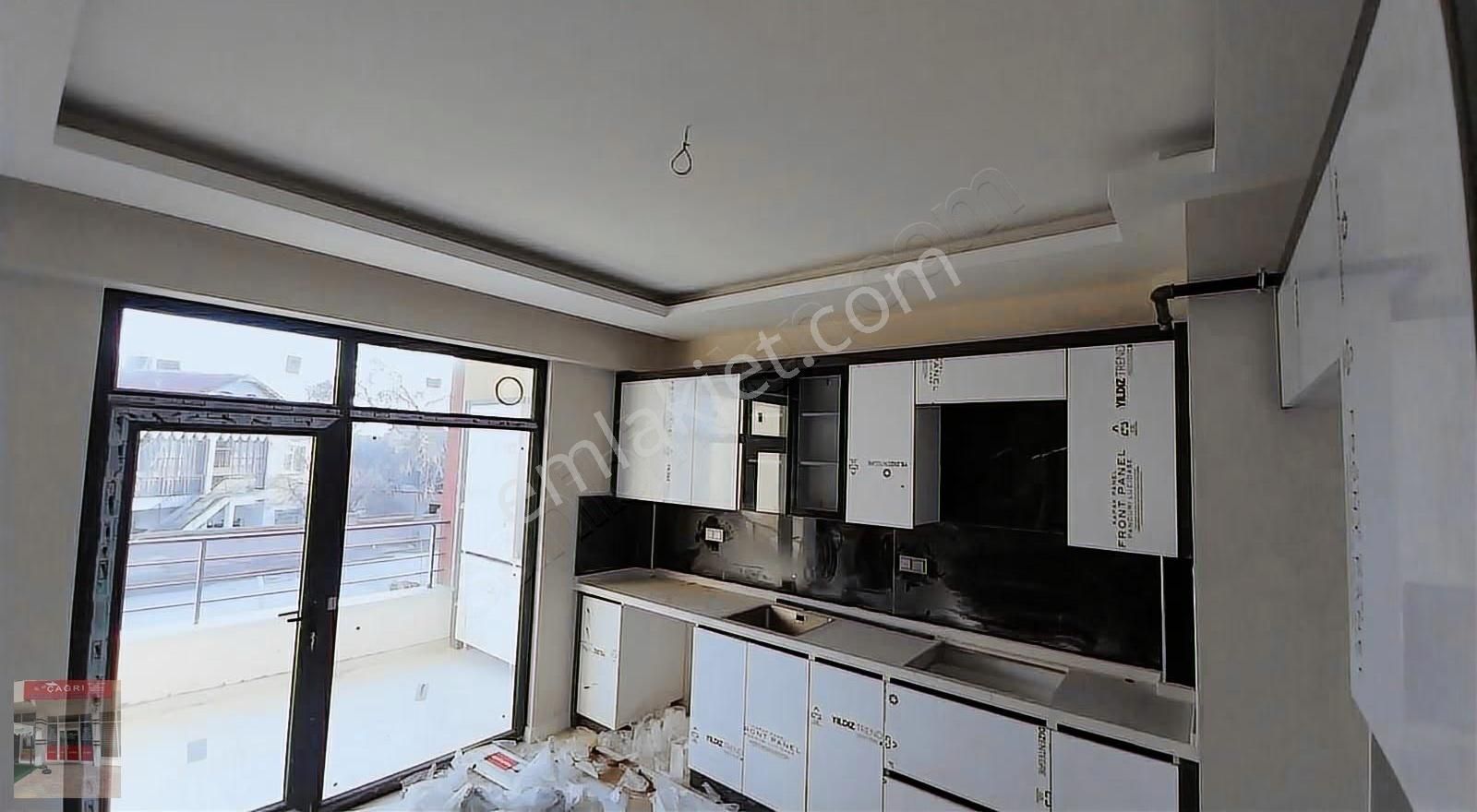 Çağrı Emlak'tan Büyük Kum Köprü Caddesine Çok Yakın 3+1 Daire - Görsel 12