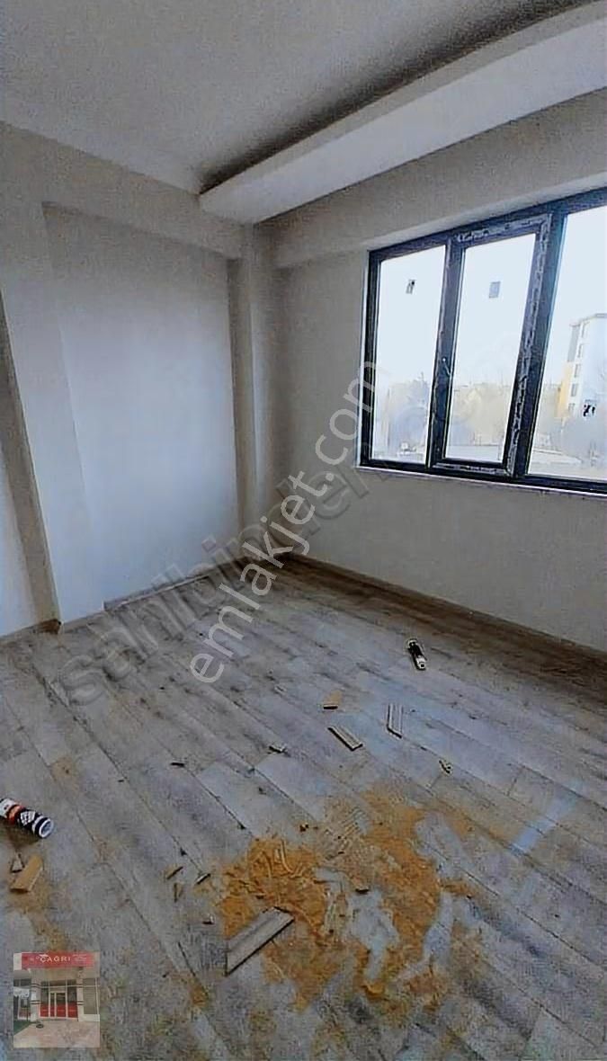 Çağrı Emlak'tan Büyük Kum Köprü Caddesine Çok Yakın 3+1 Daire - Görsel 6