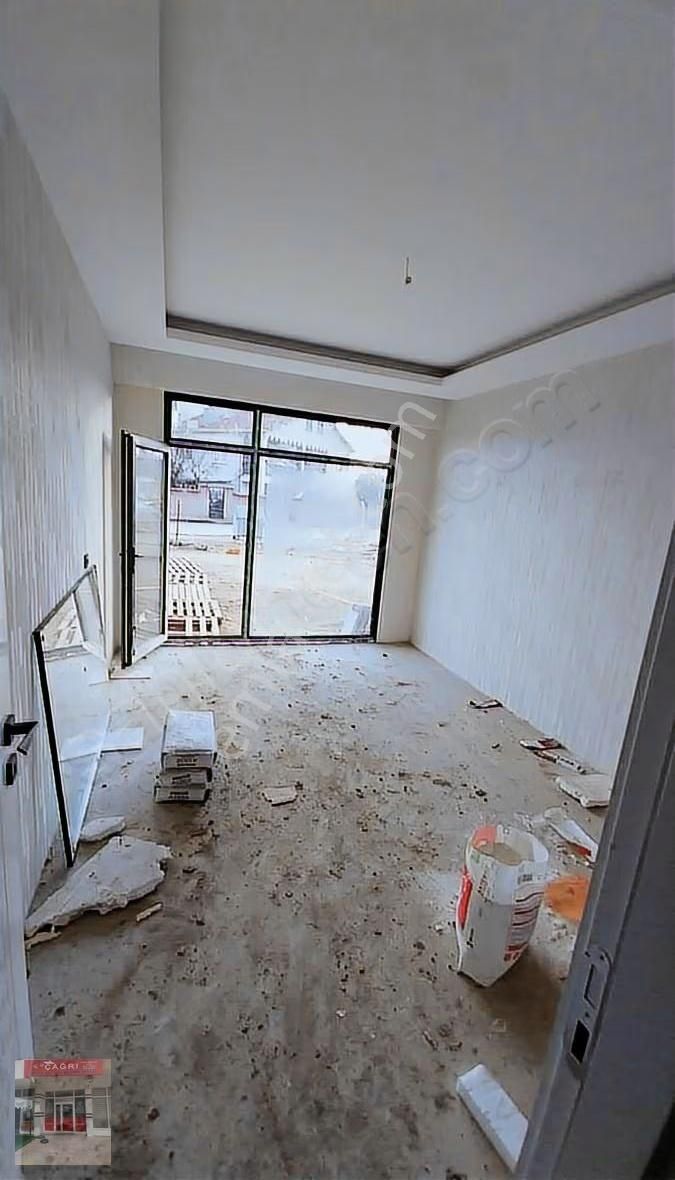 Çağrı Emlak'tan Büyük Kum Köprü Caddesine Çok Yakın 3+1 Daire - Görsel 11