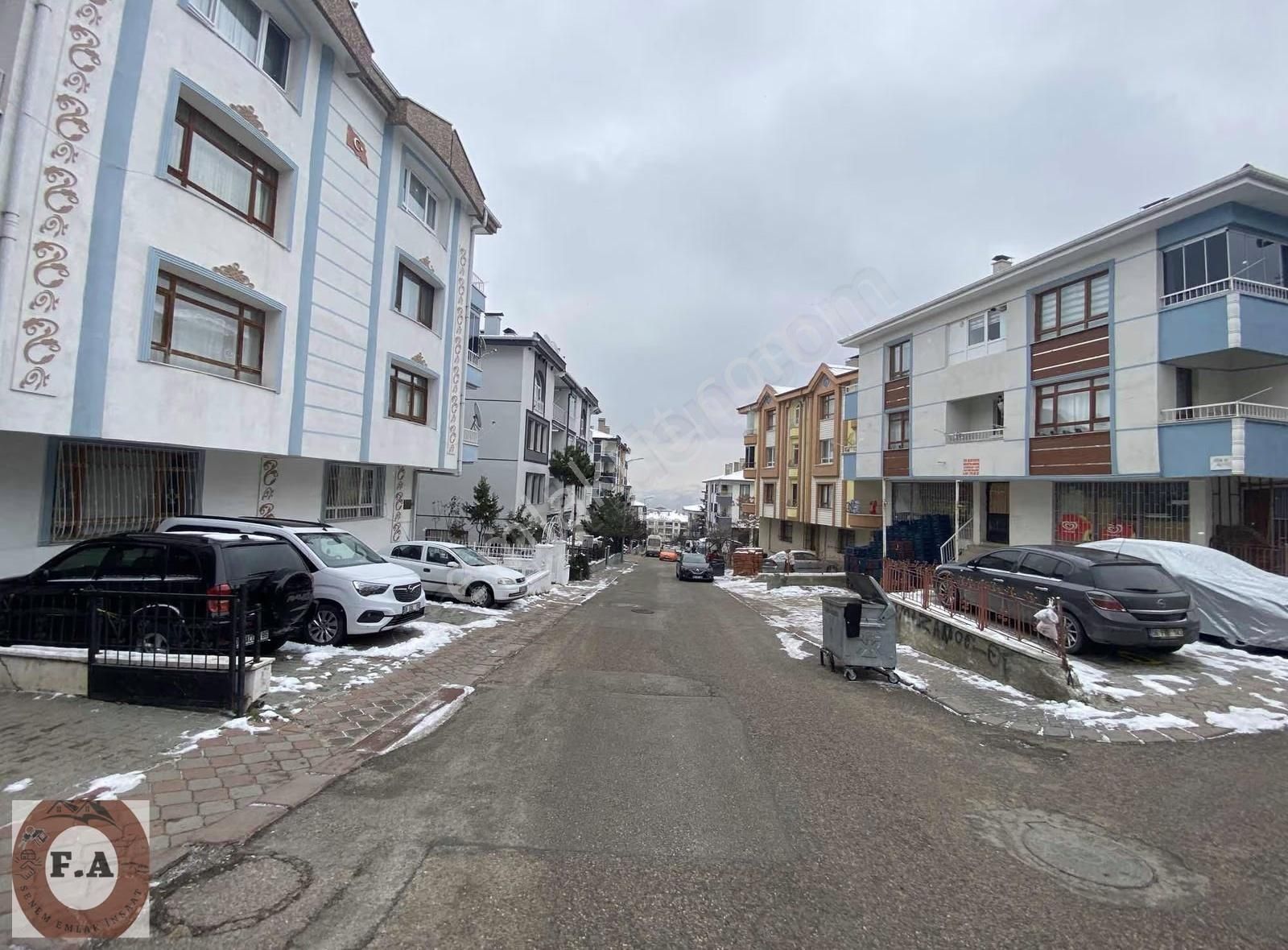 Senemden Ufuktepede Ana Cd Yakını 3+1 Yüksek Giriş Kiralık Daire