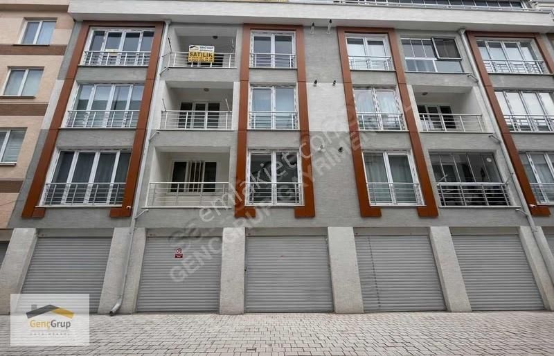 *genç Grup* Batıkent Medine Camii Yakını 4+1 Orjinal Dubleks 4+1