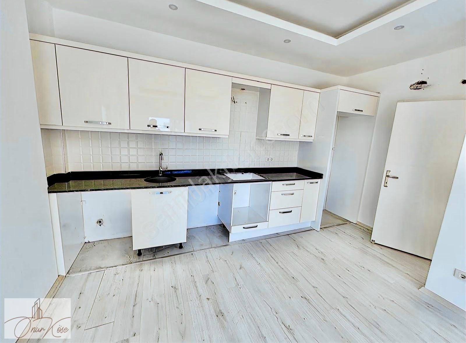 Alanya Hastaneye 3 Dakika Mesafede 2+1 Site İçi Kiralık Daire - Görsel 6