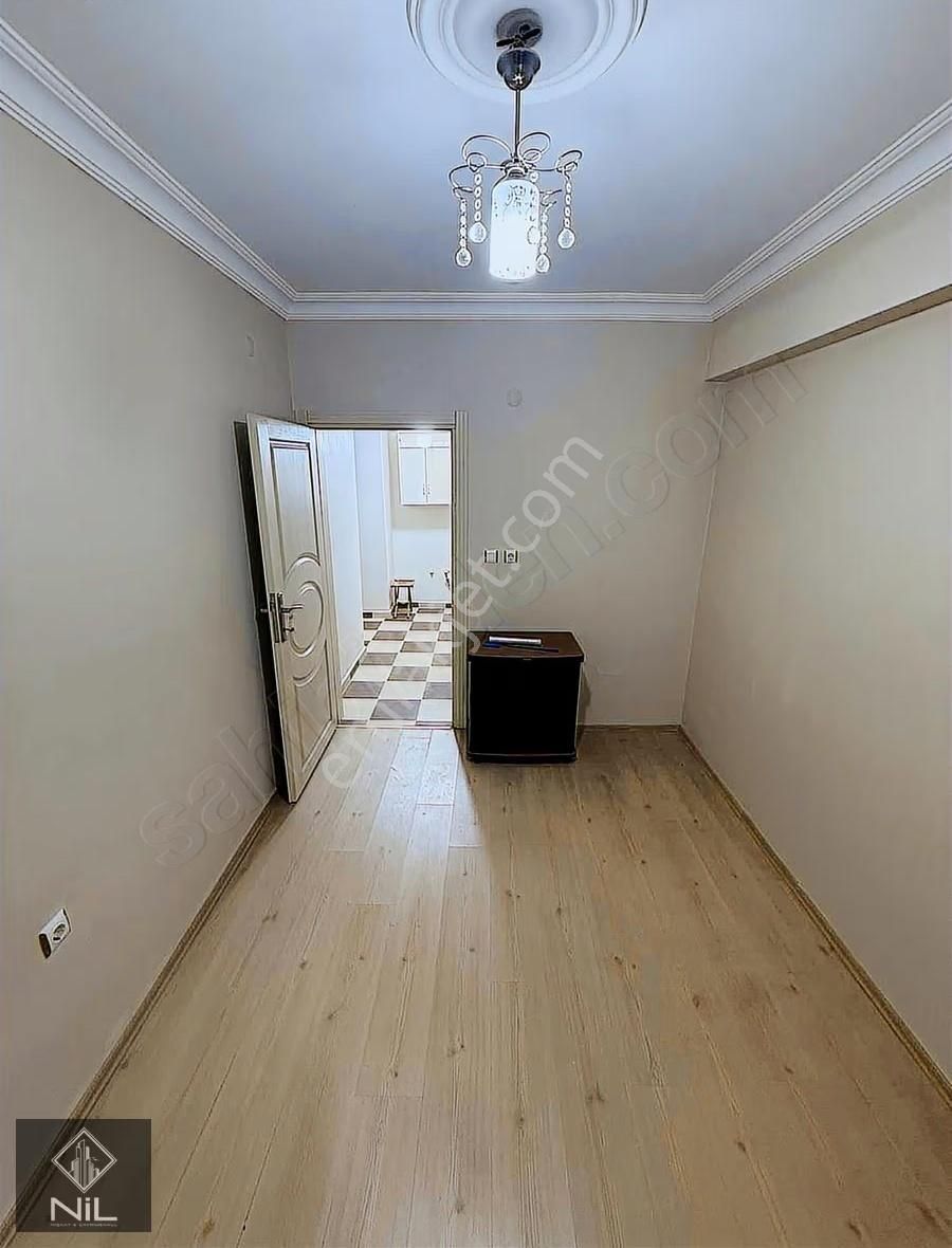 Ön Cephe 2+1 Yüksek Giriş Cadde Dibinde Fatih Cami Mevkii - Görsel 5