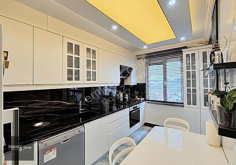 Yalova Teras Konakları'nda 225m² 4+1 Satılık Lüks Dubleks Daire - Görsel 31