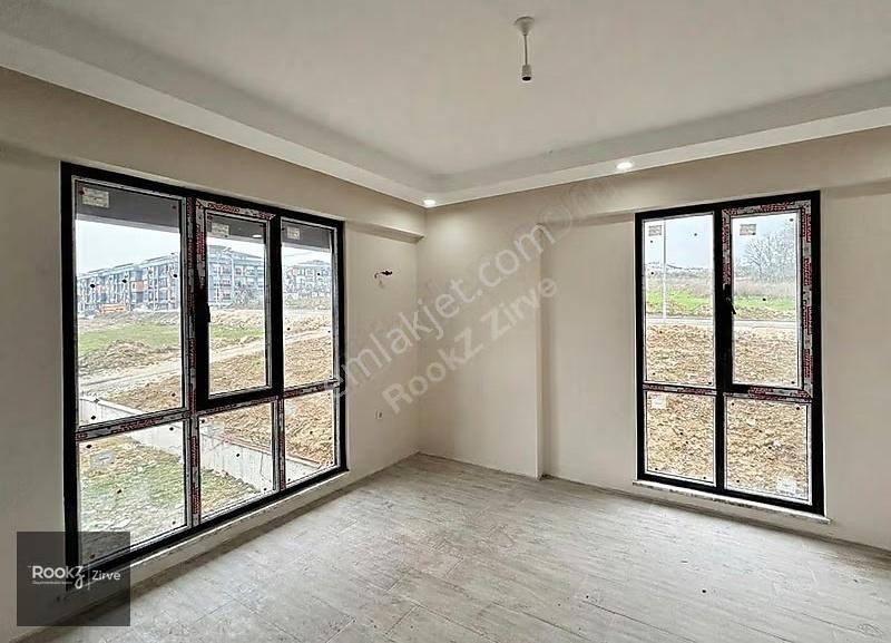 Yalova Devlet Hastanesi Yakınında Satılık 1+1 Daire - Görsel 4
