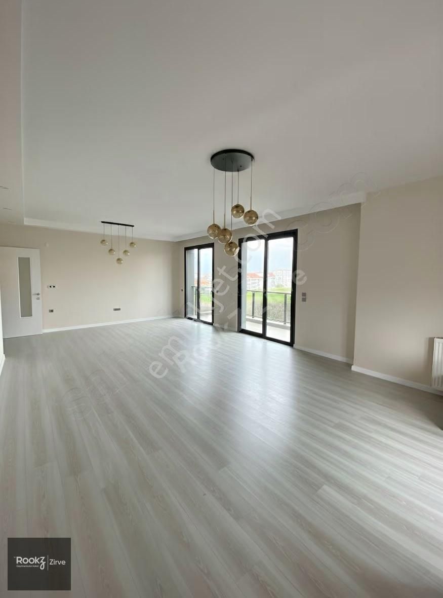 Yalova Akyol Vista Deniz Manzaralı 4+1 Satılık Dubleks Daire - Görsel 2