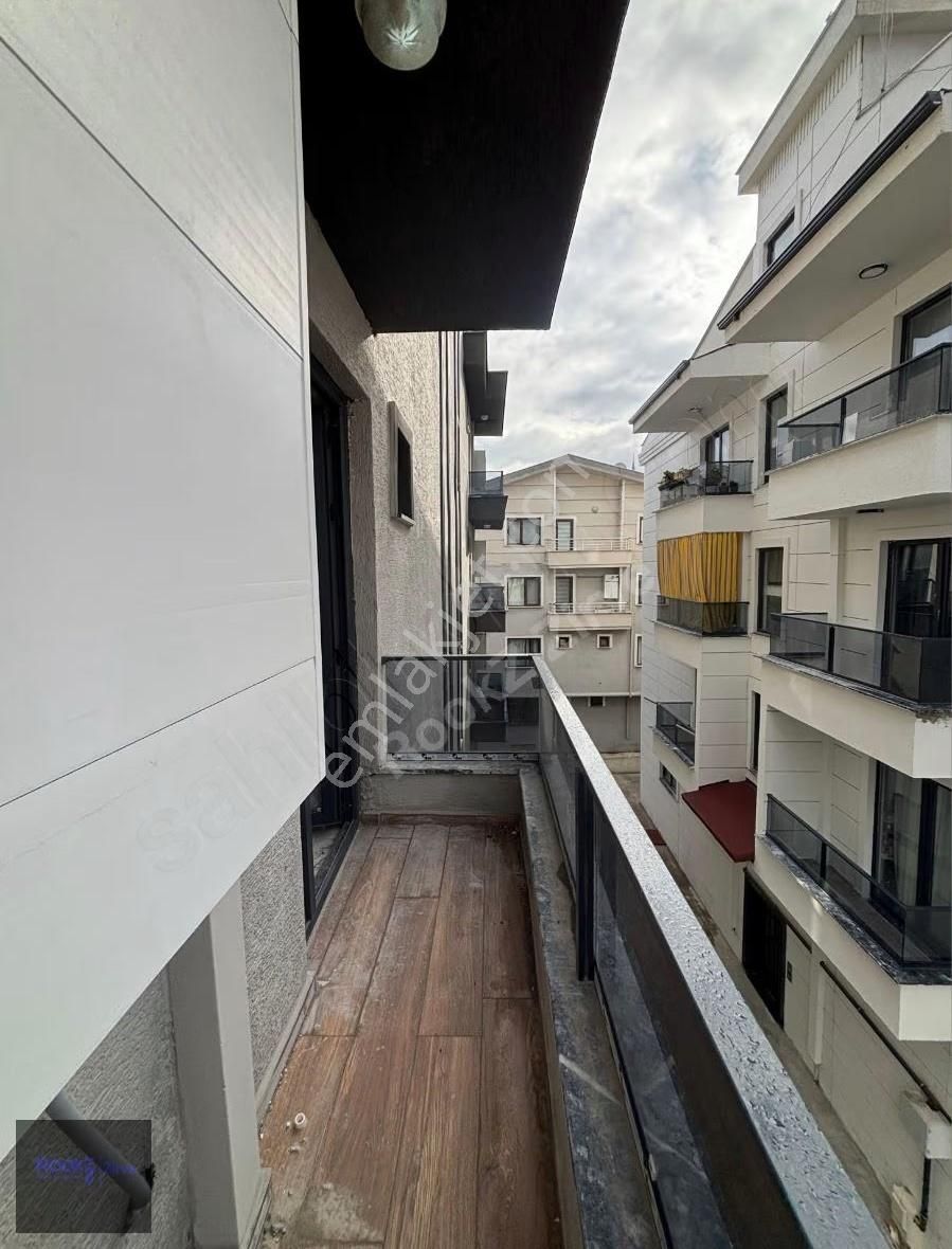 Yalova Çiftlikköy Atatürk Caddesinde Satılık Ebeveyn Banyolu 2+1 - Görsel 2