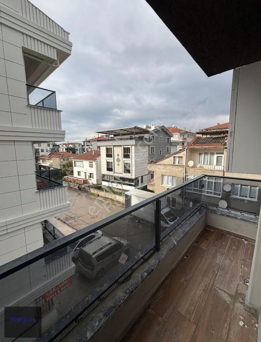 Yalova Çiftlikköy Atatürk Caddesinde Satılık Ebeveyn Banyolu 2+1 - Görsel 3