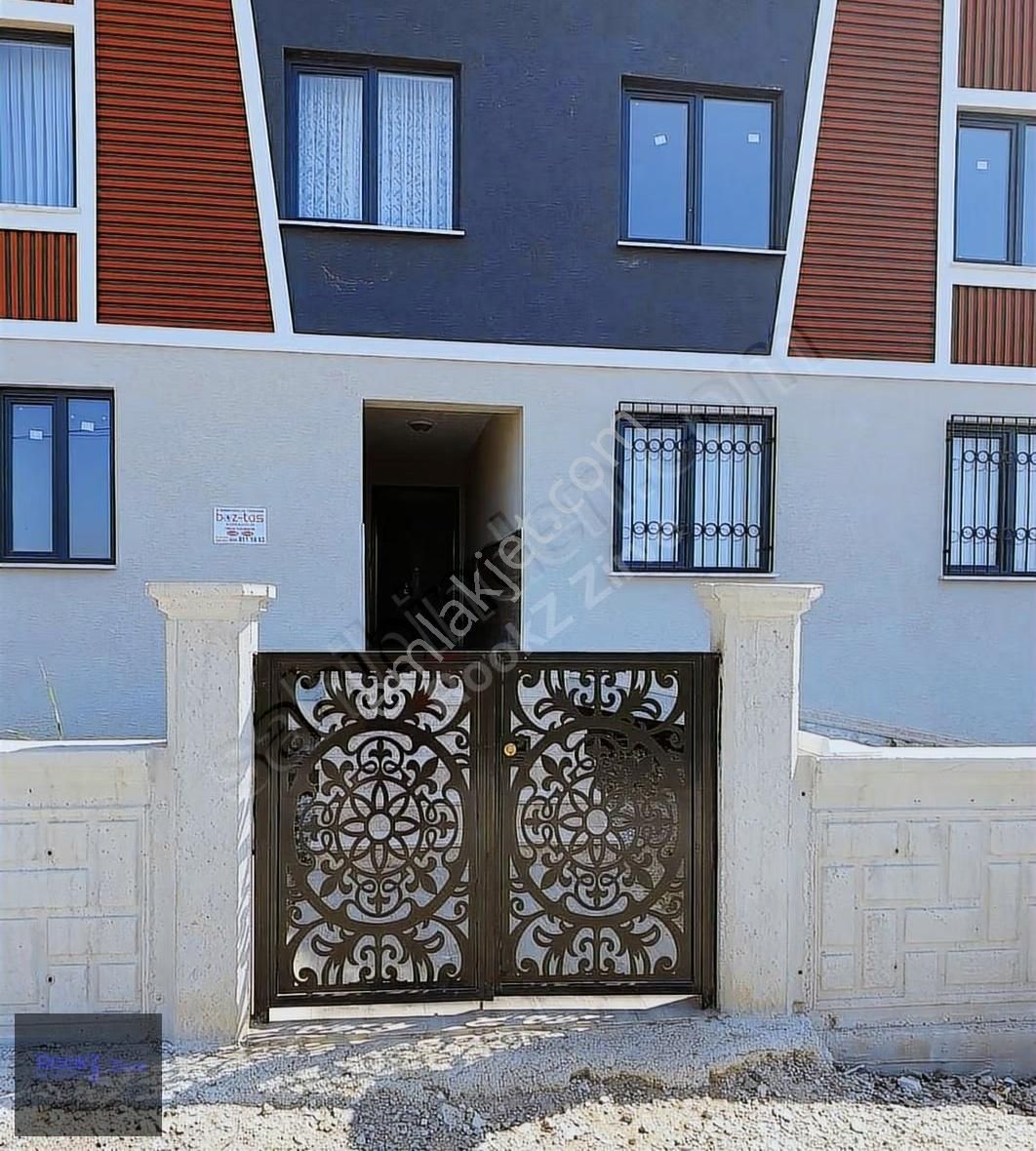 Yalova Çiftlikköy'de 3+1 Satılık Daire - Görsel 7