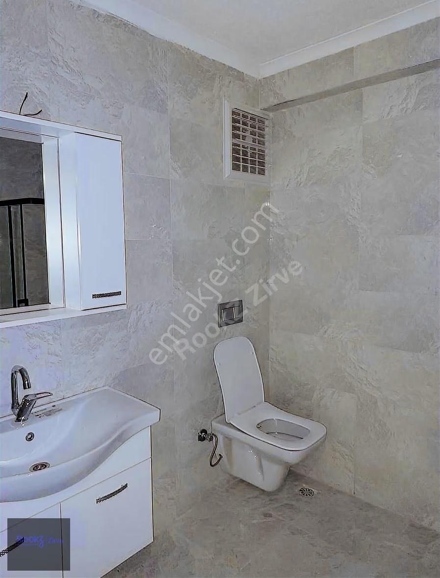 Yalova Çiftlikköy'de 3+1 Satılık Daire - Görsel 2