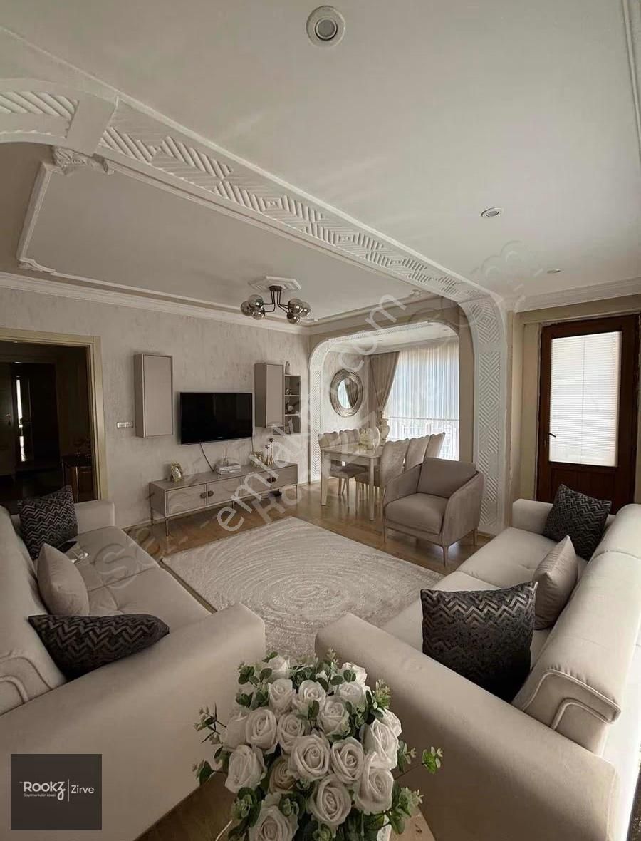 Yalova Merkez İsmetpaşa Mah. 5+1 Satılık Daire