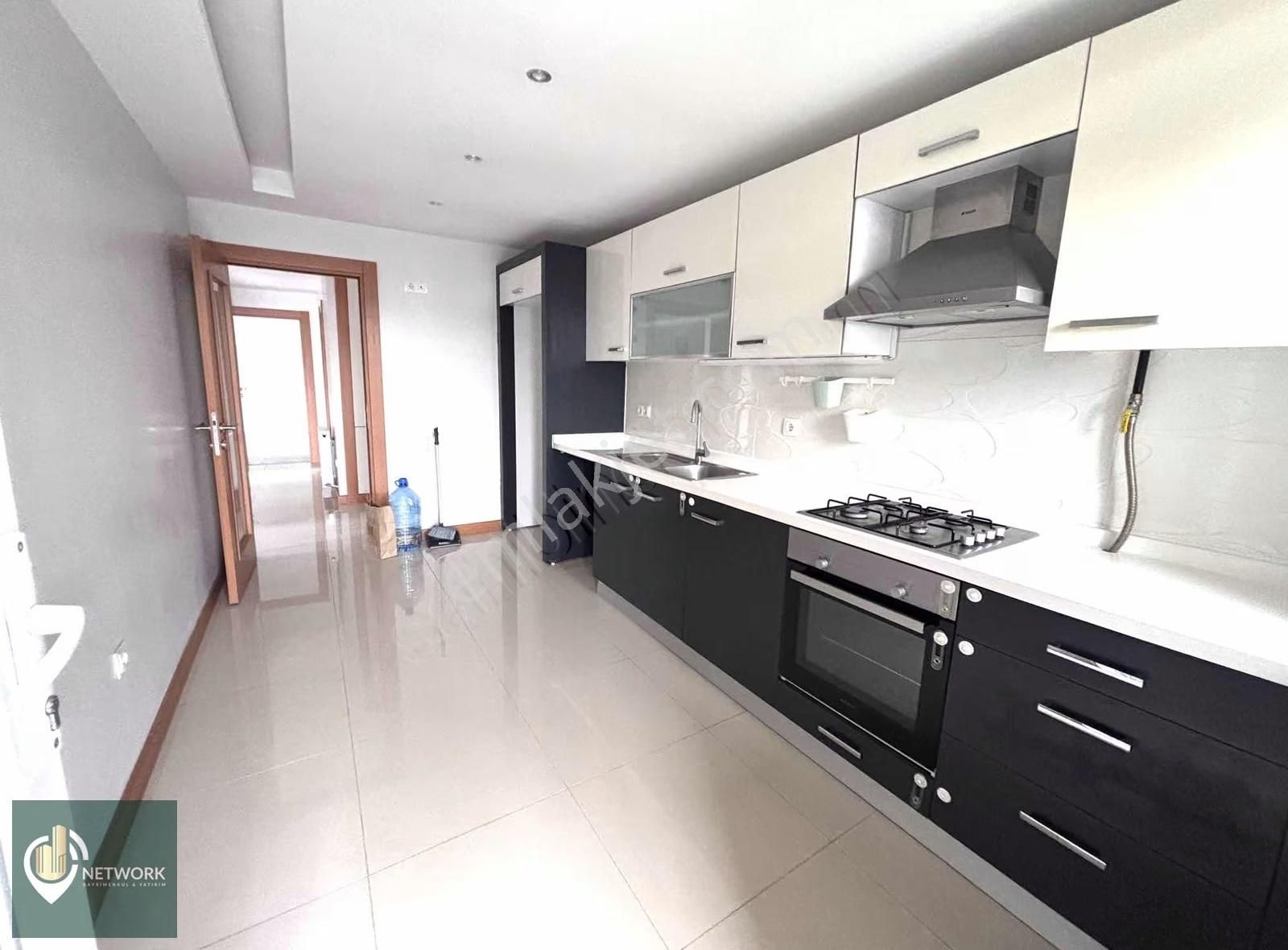 Beylikdüzü Yaşam Vadisine Komşu 110 M2 3+1 Eşsiz Konumda - Görsel 24