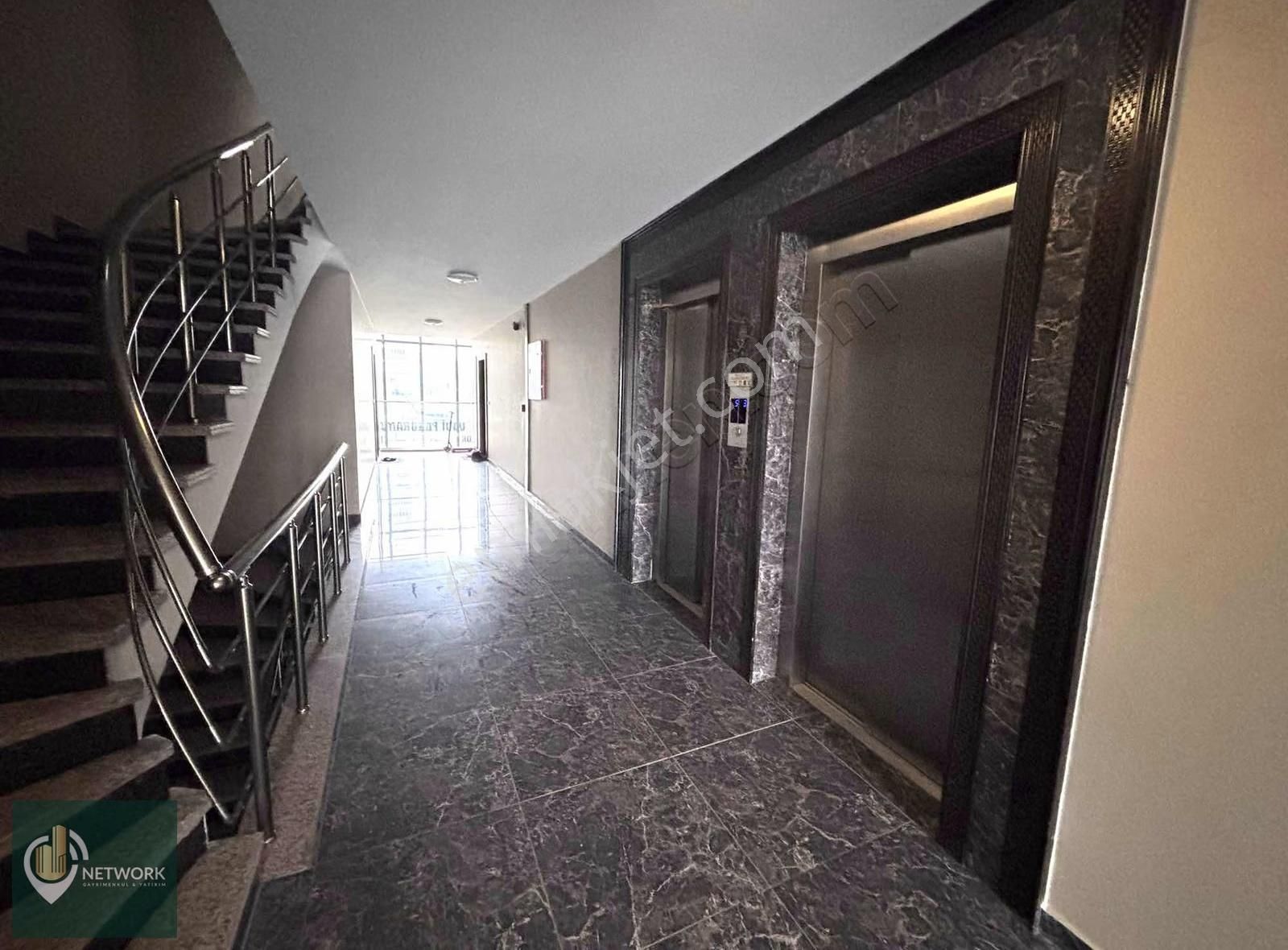 Beylikdüzü Yaşam Vadisine Komşu 110 M2 3+1 Eşsiz Konumda - Görsel 28