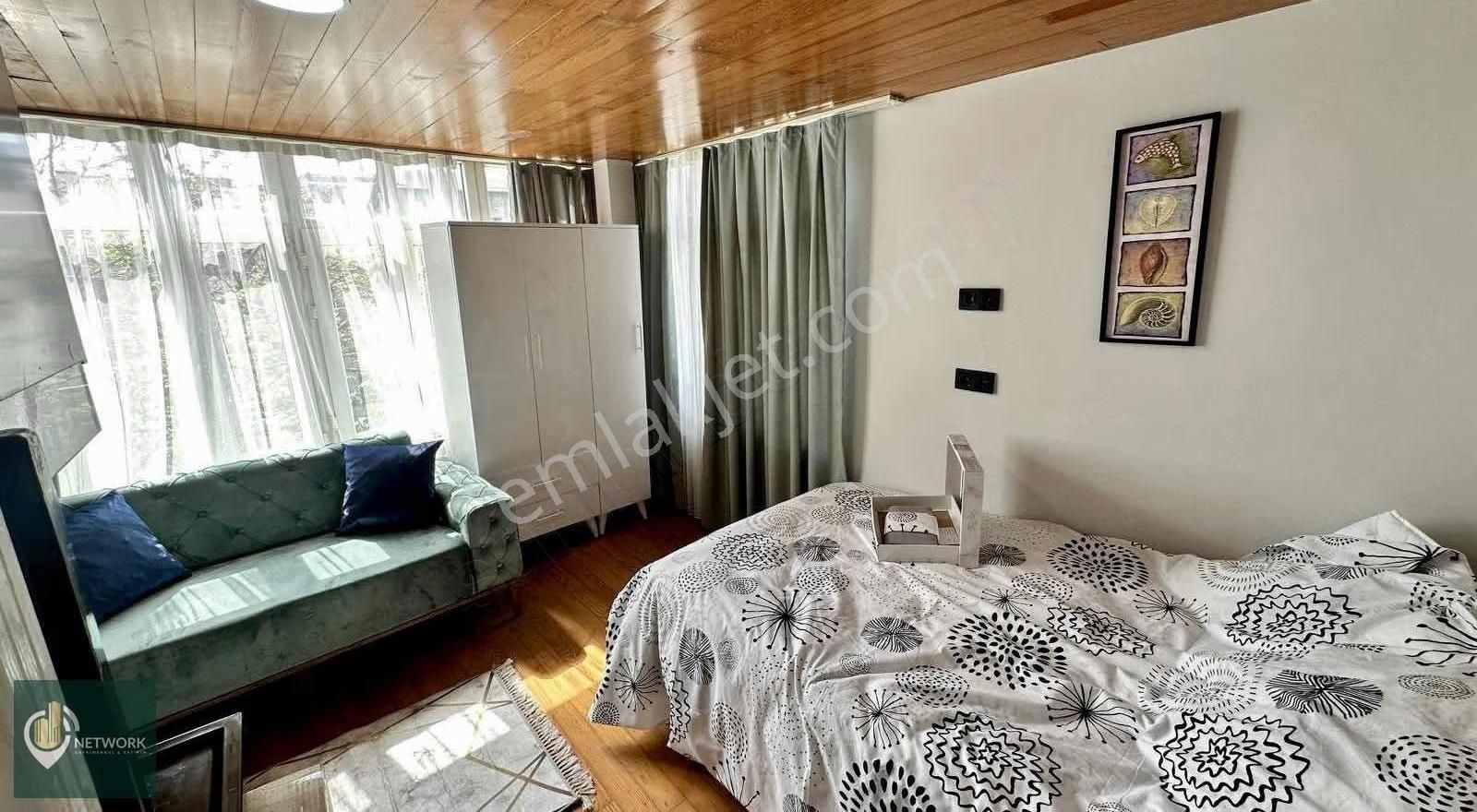 Ortaköy'de Sahile 300 Mt Mesafede Ana Cadde Paralelinde 1+0 - Görsel 2