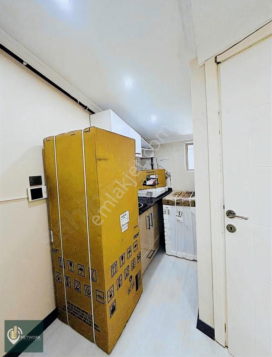 +eşyalı+cadde Paralelinde Levent'e Yakın Konumda Teraslı 1+1 - Görsel 11