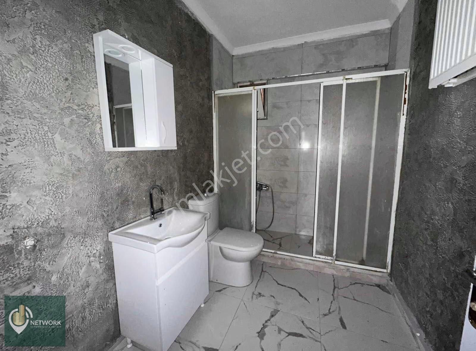 +cadde Üzeri+levent'e Yakın Ulaşım Sorunu Olmayan Bölgede 3+1 - Görsel 7