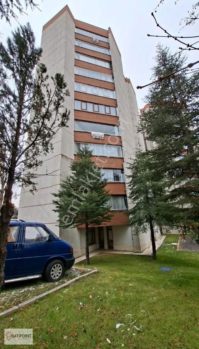 Serhat Mah Muradım 92 Sitesinde Satılık Ara Kat Daire