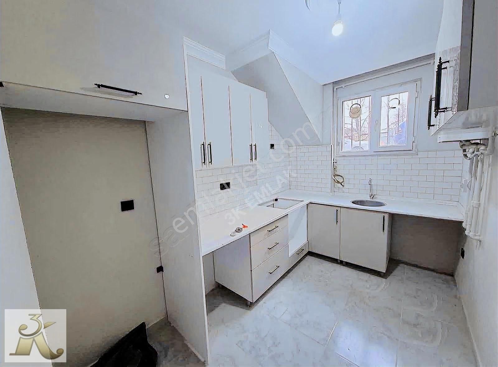 3k Emlak'tan Satılık İstiklal Okulu Yanı 2+1 Bahçe Katı - Görsel 34