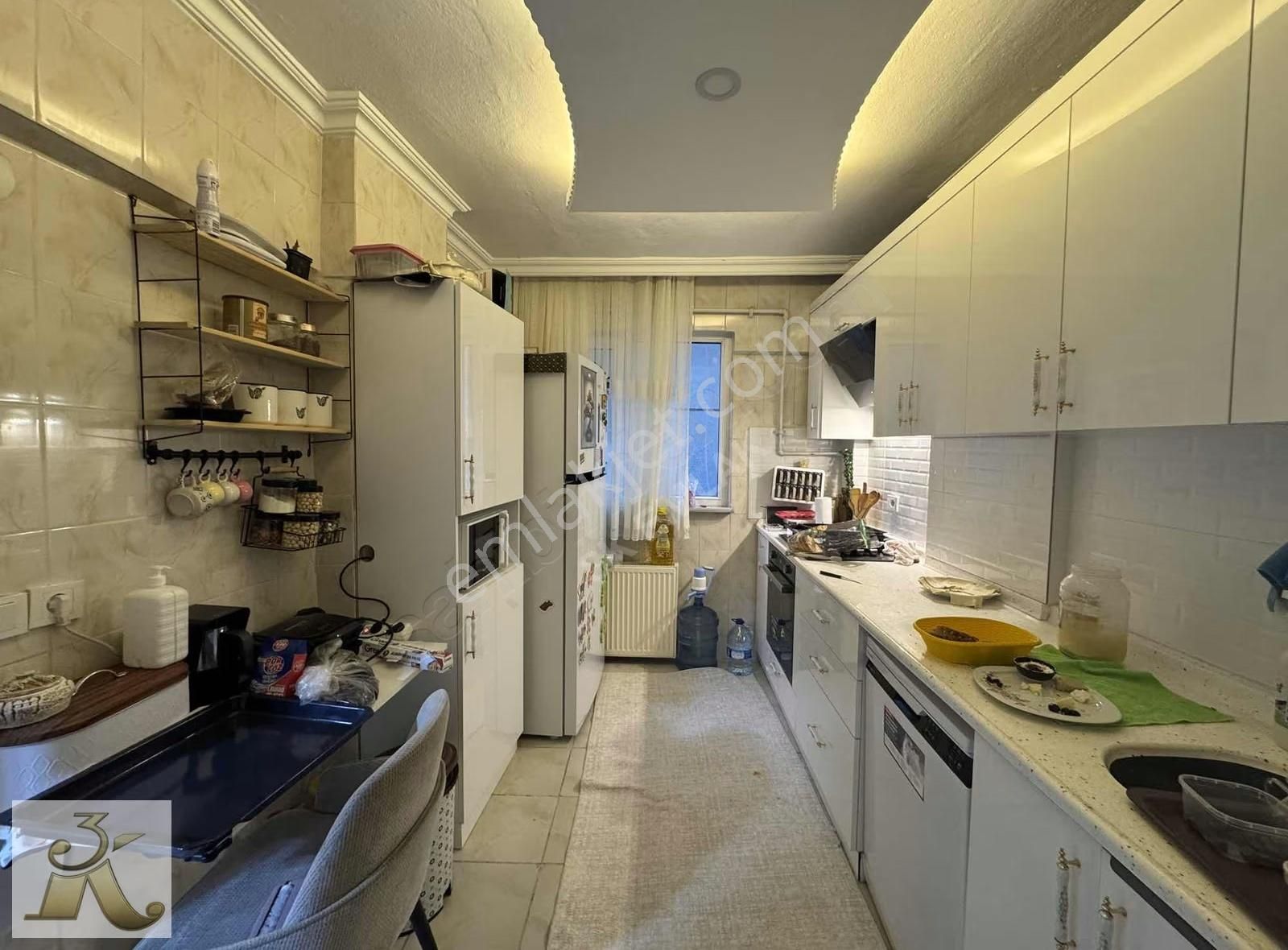 3k Emlak'tan Satılık 100 M2 İçi Sıfır Tadilatlı Ara Kat - Görsel 2