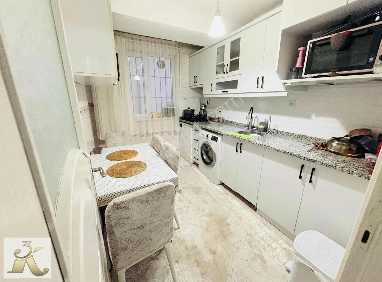 3k Emlak'tan Yunus Emre Mah. 1.kat Satılık Daire - Görsel 3