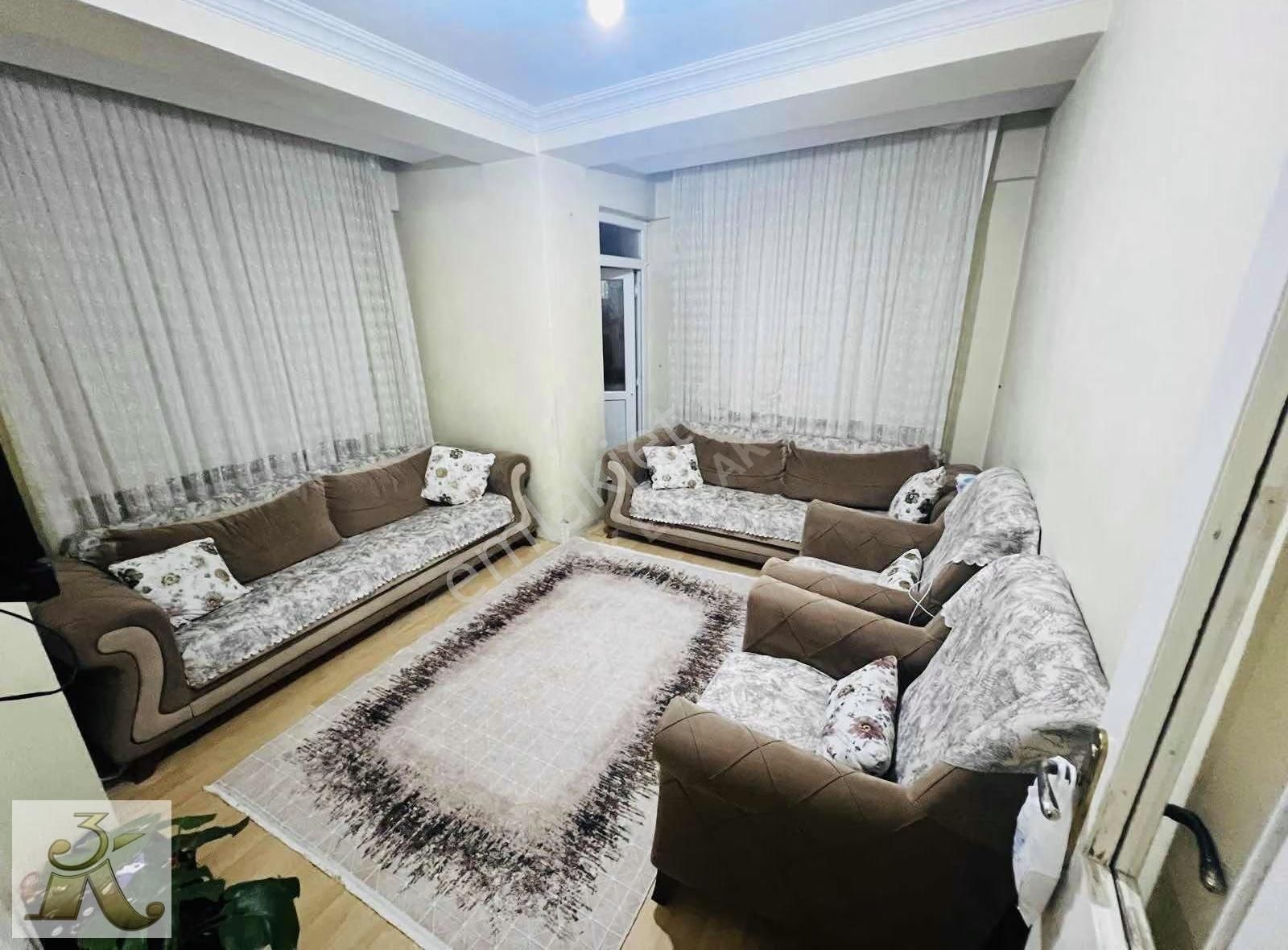 3k Emlak'tan Satılık 75.yıl Mah. Ara Kat Daire