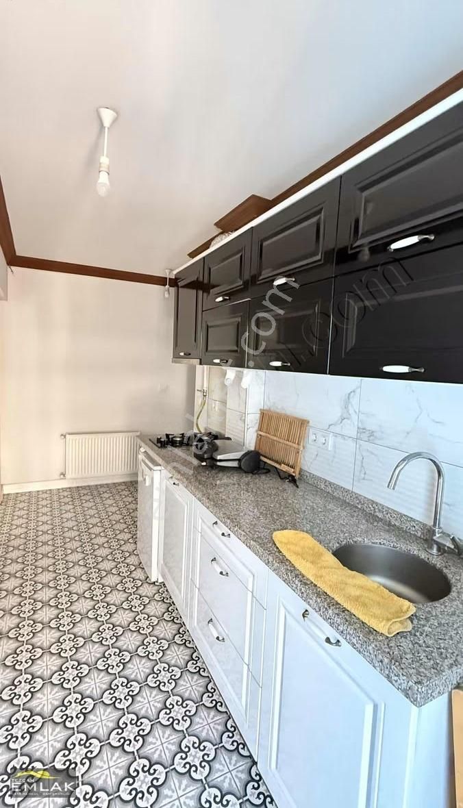 Çarşı Merkez'de Full Eşyalı Kapalı Mutfak 1+1 - Görsel 2