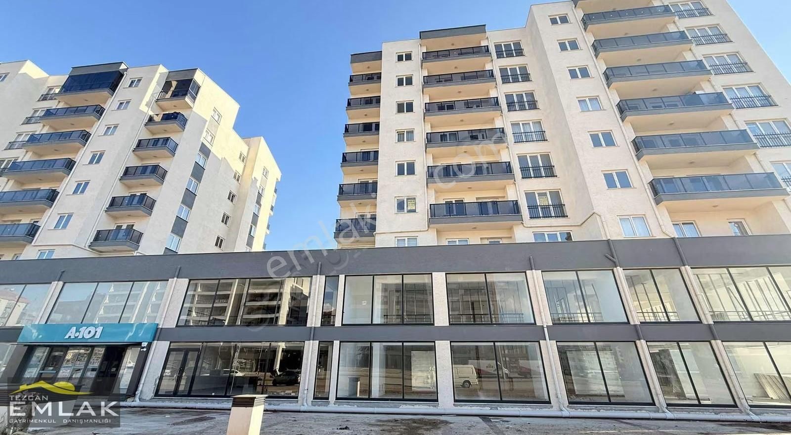 Esenler Bayar Evlerinde Ara Kat Ön Cephe 3+1 - Görsel 14